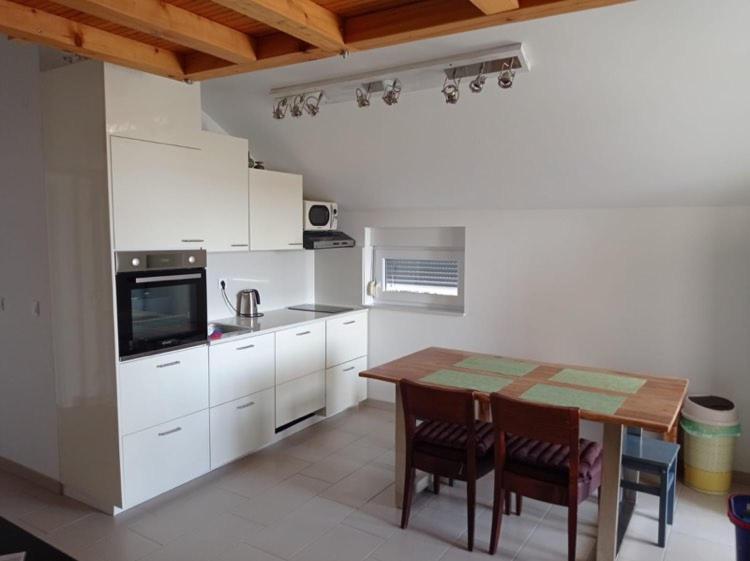 Apartment Lavanda Mandre Extérieur photo